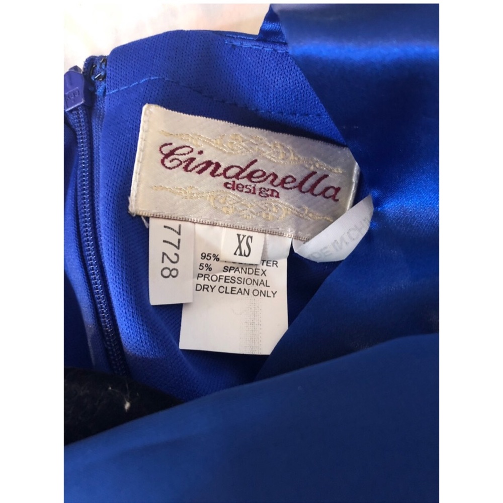 SALE!!! FORMAL GOWN - Picture 4 of 4